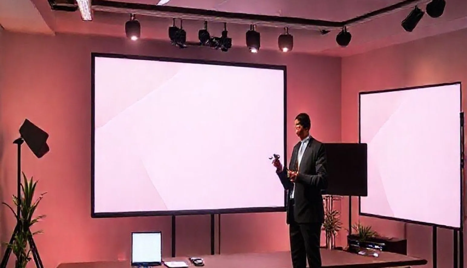 Professional presentation design studio